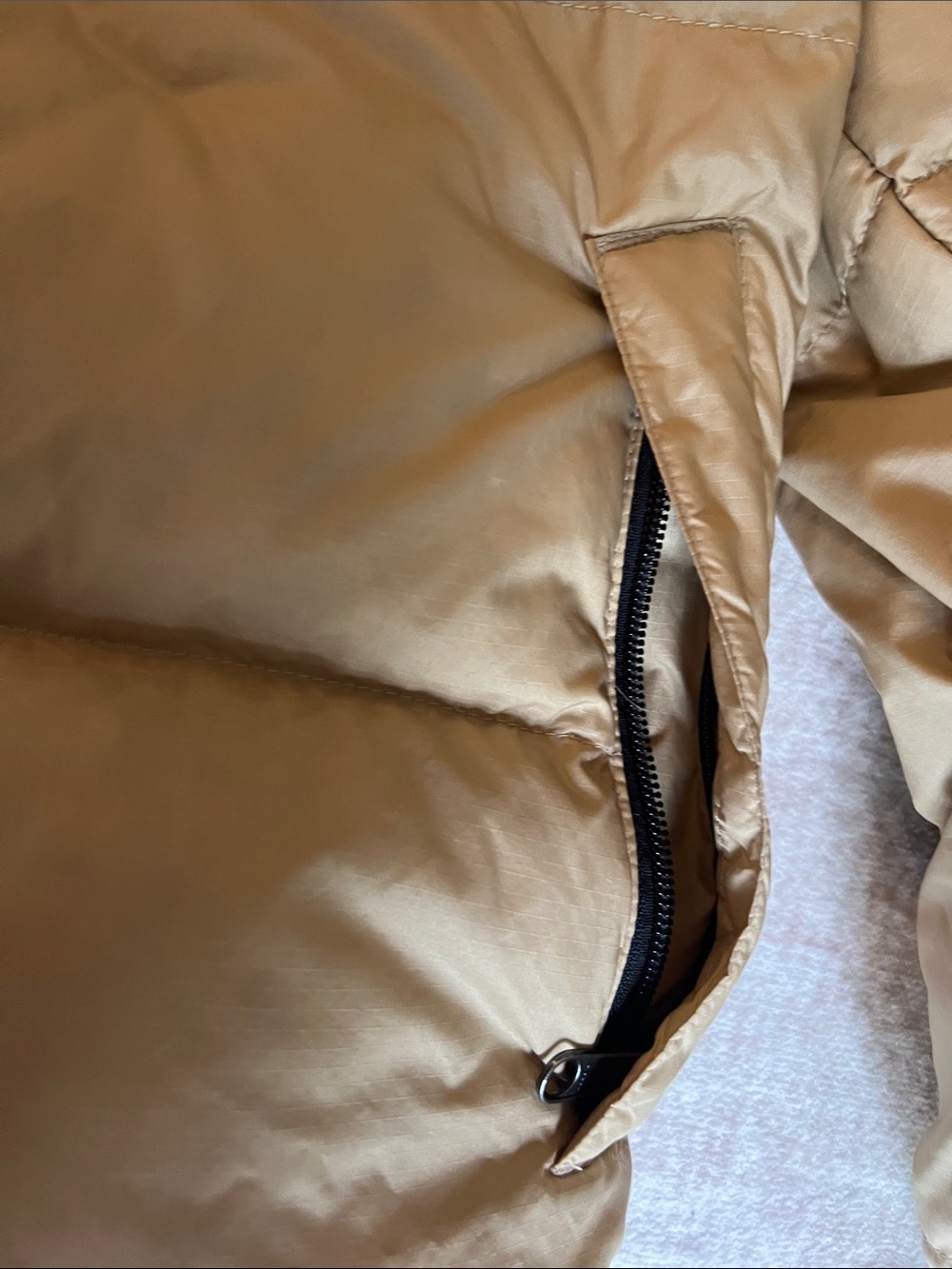 The North Face Women's 1996 Retro Nuptse Down Jacket NWOT - Picture 9 of 12